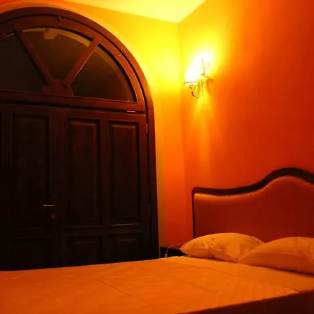 Alla Corte Del Naif בית הארחה Cannole