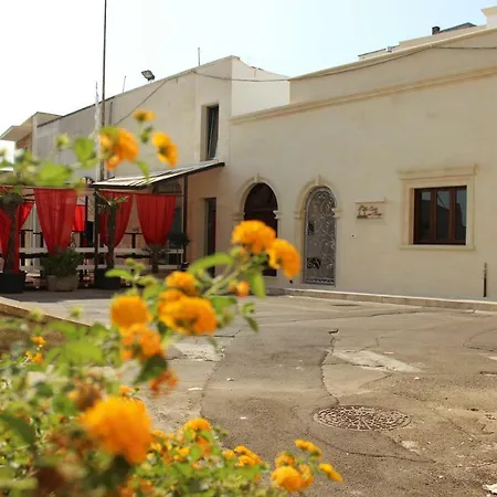 ゲストハウス Alla Corte Del Naif